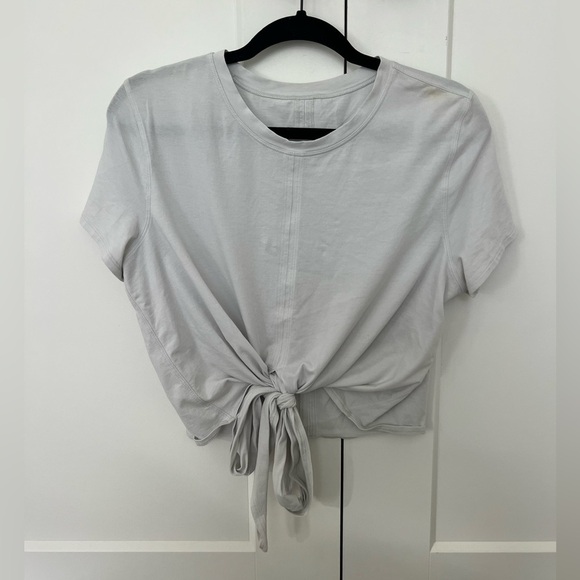 lululemon athletica Tops - Lululemon Front tie shirt